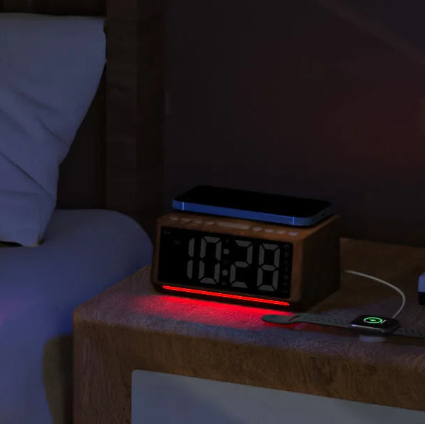 Radio Réveil Bois avec Chargeur à Induction, Bluetooth et Écran LED XXL