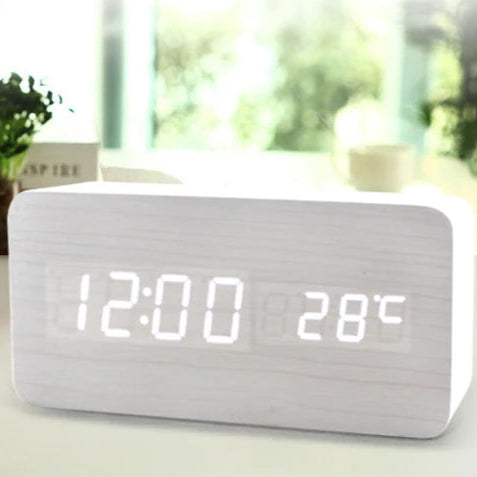 Réveil Connecté en Bois avec Chargeur Sans Fil – Affichage LED Heure, Date, Température