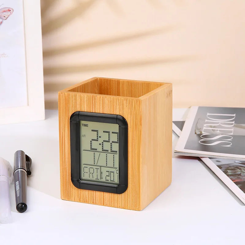 Réveil Digital en Bois avec Pot à Stylos Intégré – Organiseur de Bureau Élégant