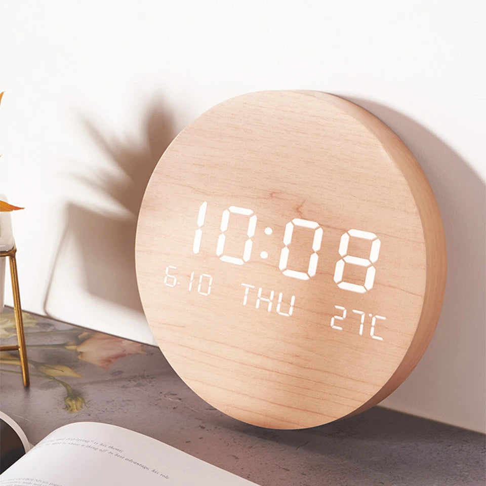 Réveil Digital Rond en Bois