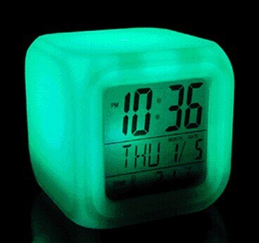 Réveil Enfant 10 ans – Cube LED Lumineux avec Alarme et Thermomètre
