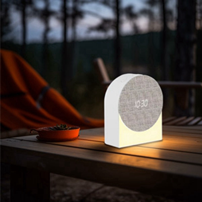 Réveil Multifonction 4 en 1 avec Haut-Parleur Bluetooth, Veilleuse et Alarme